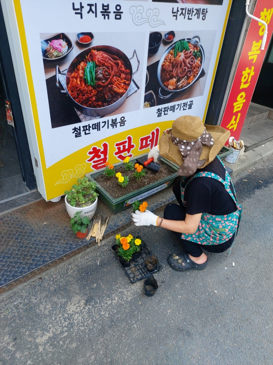 뉴타운골목상점상인회 경기도 골목상권 공동체 지원사업_3.jpg