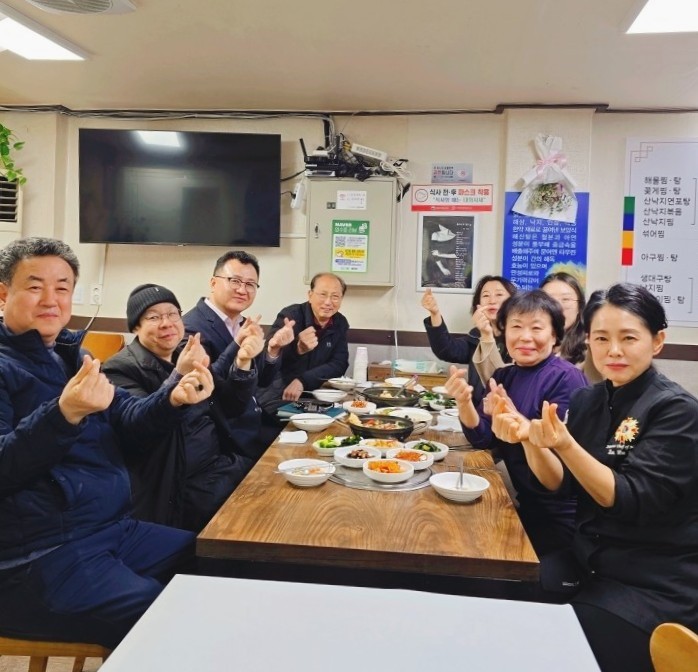 (광명4)광명시 골목상권 살릴 ‘대표 먹거리’ 만든다.jpeg